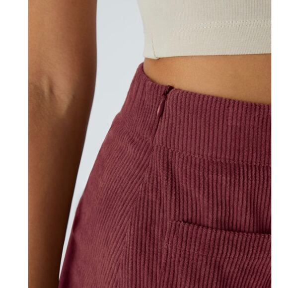 Brand New Halara Women's Size Medium Purple High Waisted Buttoned Mini Skirt - Picture 4 of 7